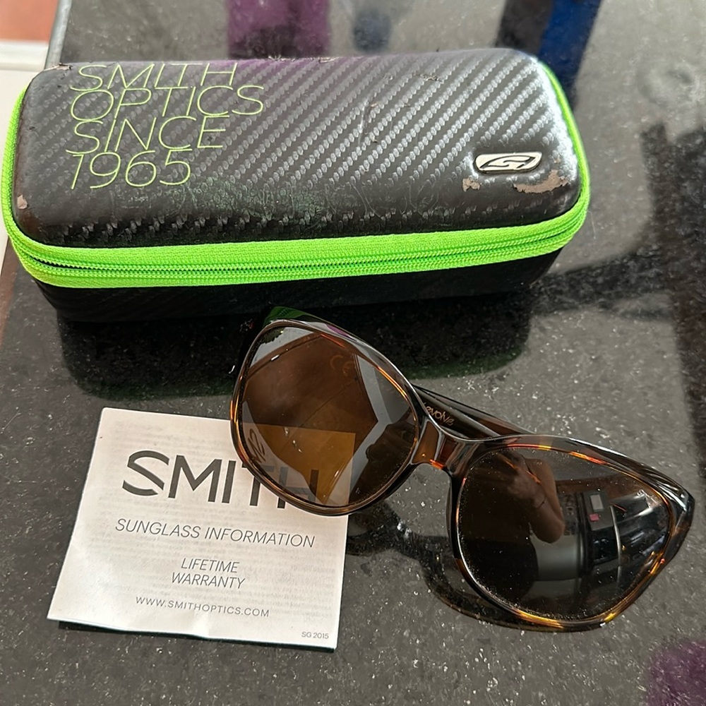 Brown tortoise polarized jet set smith sunglasses